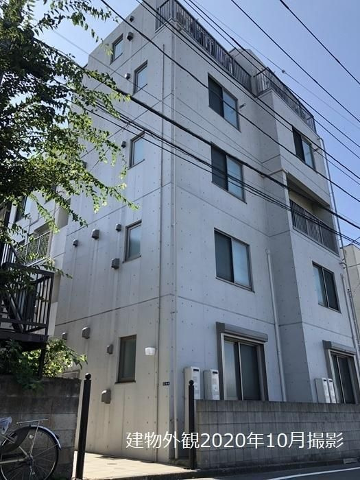 プラハ駒込の外観