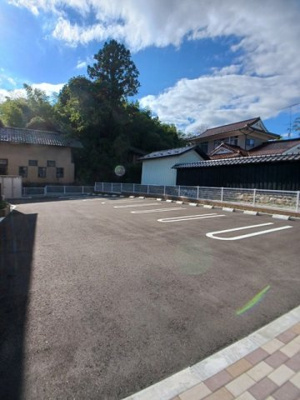 【駐車場】 | ガジュマル