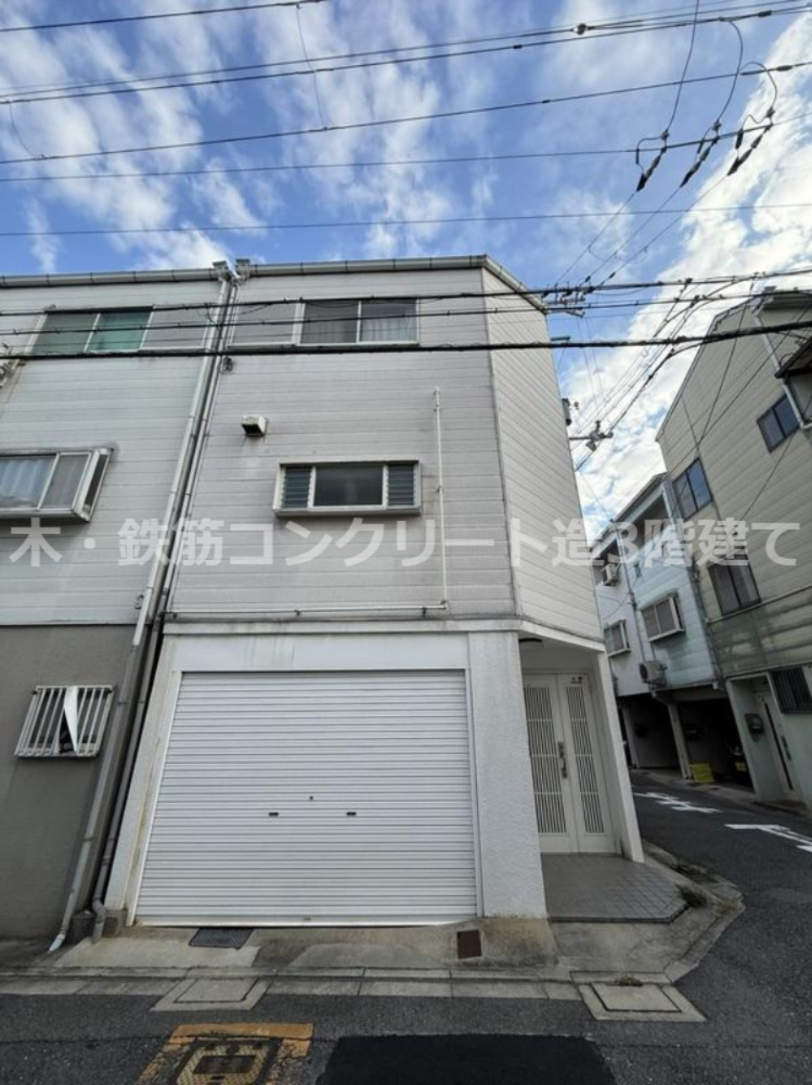 大庭町1丁目　中古一戸建ての構造・工法・仕様|木・鉄筋コンクリート造3階建て
■物件内覧・資金計画相談・住宅ローン相談、リフォーム相談、お問合せ受付中■
※当日・翌日のご内覧、ご相談はお電話でのお問合せがスムーズです！