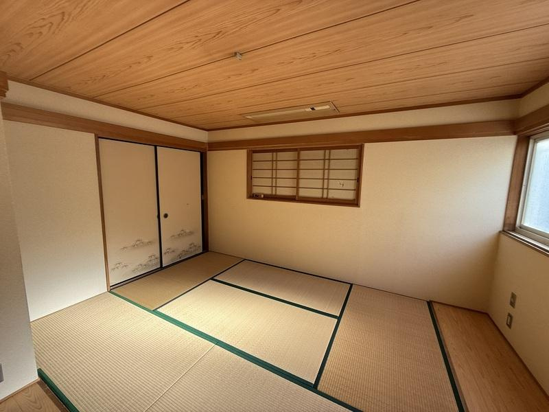 大庭町1丁目　中古一戸建ての寝室|和室6.0帖
■物件内覧・資金計画相談・住宅ローン相談、リフォーム相談、お問合せ受付中■
※当日・翌日のご内覧、ご相談はお電話でのお問合せがスムーズです！