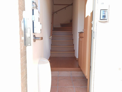 【玄関】 | デスパシオ