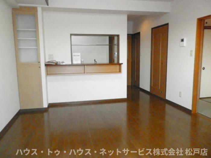 アバンドーネ高橋の居間・リビング