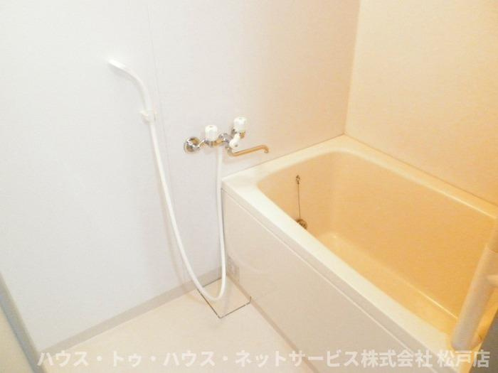 アバンドーネ高橋の浴室