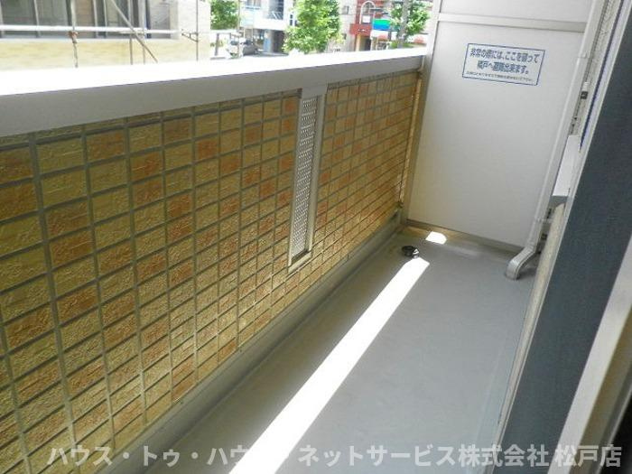 アルシュ　川のバルコニー