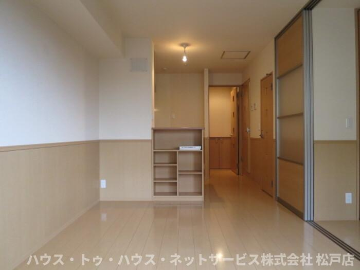 アルシュ　川の居間・リビング