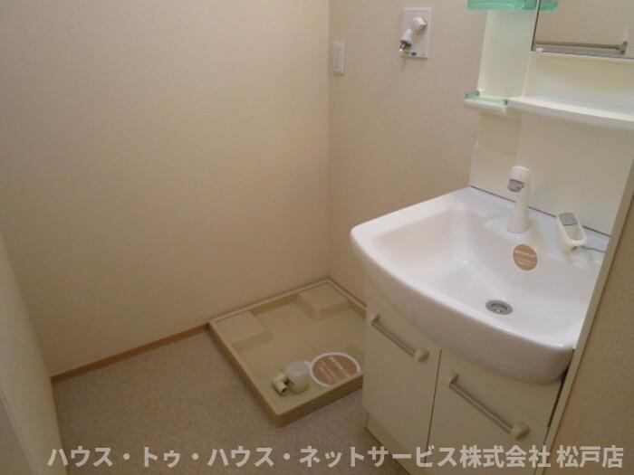 アルシュ　川の洗面所