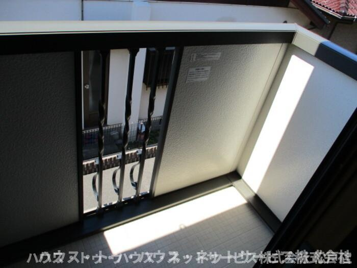 エミネンス上本郷のバルコニー