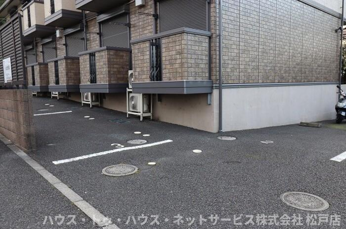 カサベルデの駐車場