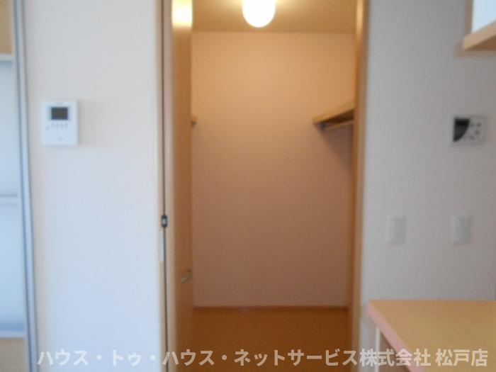 MTアーバンコートの収納