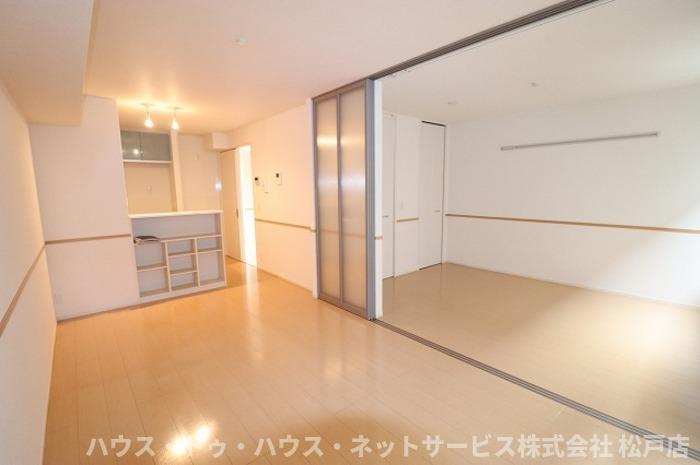 グランシャリオ　Ｂの居間・リビング