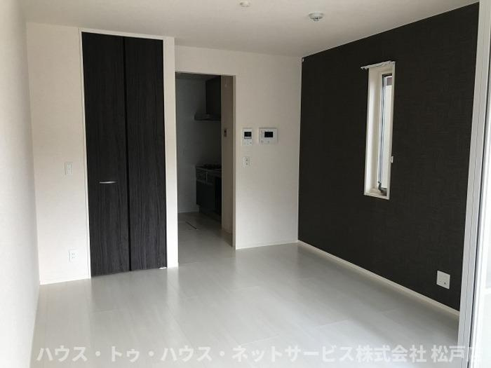 クレール馬橋の居間・リビング