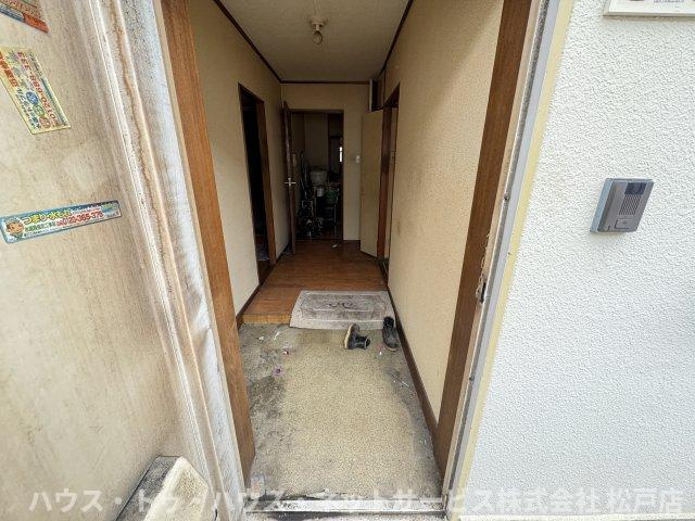 小泉コーポラスの玄関