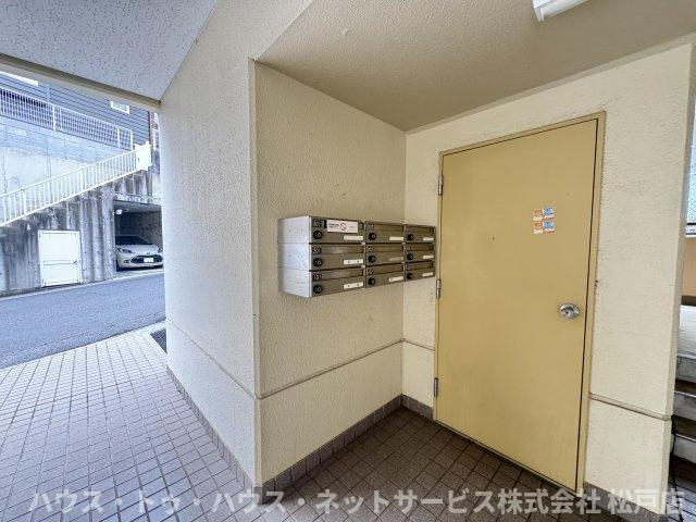 小泉コーポラスのロビー