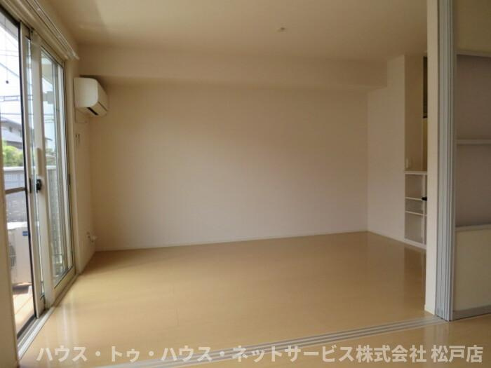 Strahlの居間・リビング