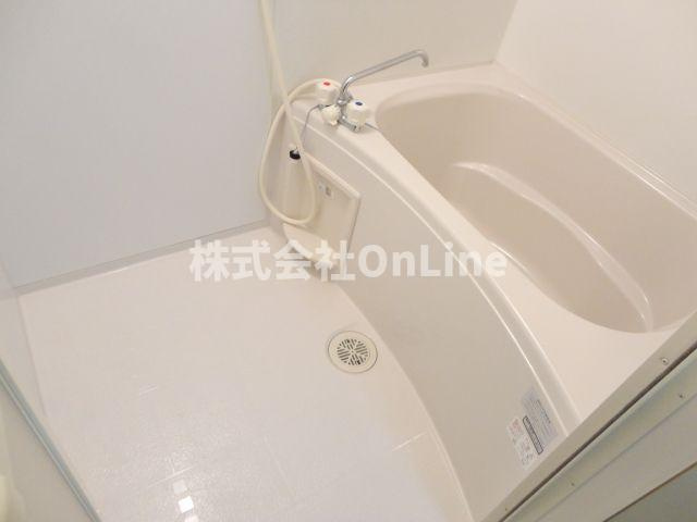 レオパレスアーバンコートの浴室