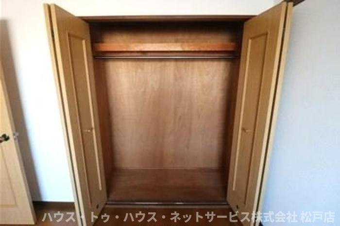 パインツリーコートの収納