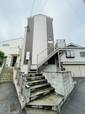 【エントランス】 | グランドゥール横浜