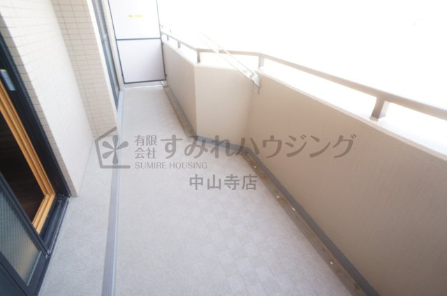 アグレスト昆陽池西のバルコニー