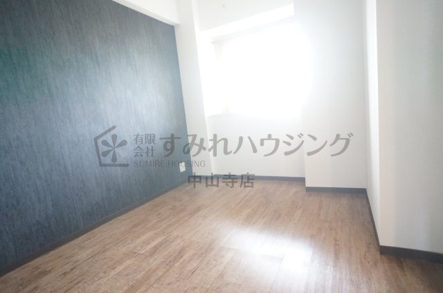 アグレスト昆陽池西の寝室