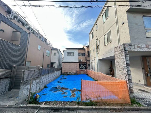 世田谷区三軒茶屋1丁目　建築条件付き売地