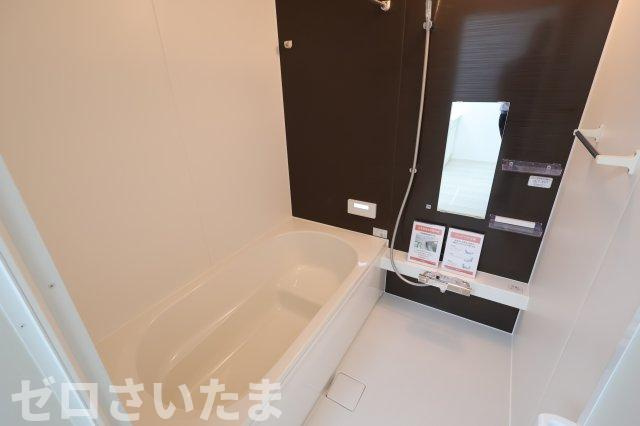 《仲介手数料無料》和光市白子３丁目8-12(3号棟)新築一戸建てLIGAREの浴室
