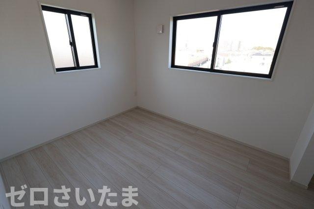 《仲介手数料無料》和光市白子３丁目8-12(3号棟)新築一戸建てLIGAREの洋室