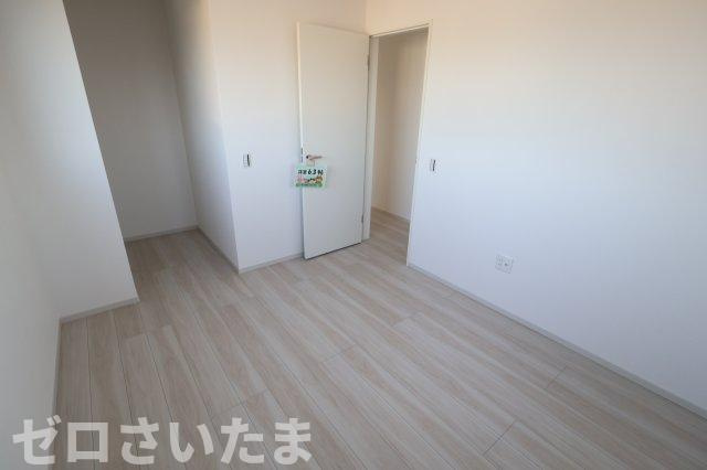 《仲介手数料無料》和光市白子３丁目8-12(3号棟)新築一戸建てLIGAREの洋室
