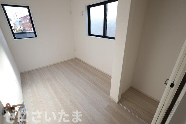 《仲介手数料無料》和光市白子３丁目8-12(3号棟)新築一戸建てLIGAREの洋室