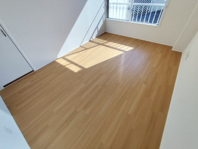 川口コーポの洋室