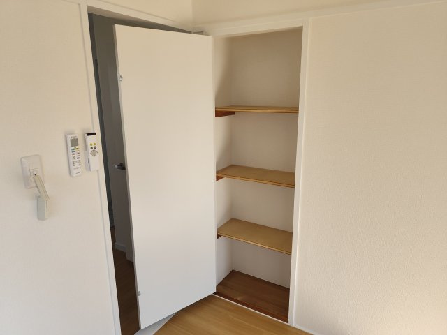 川口コーポの収納