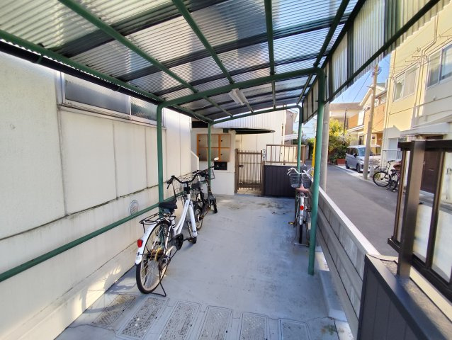 川口コーポのロビー