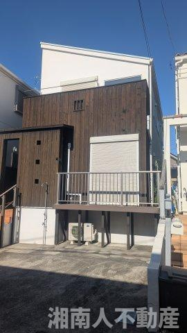 藤沢市片瀬５丁目１３－１８新築戸建ての外観|物件の外観です