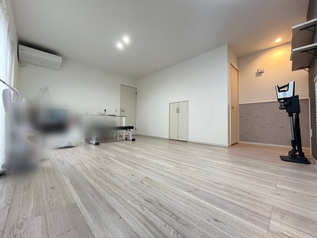 【居間・リビング】 | 熊谷市久保島　中古戸建