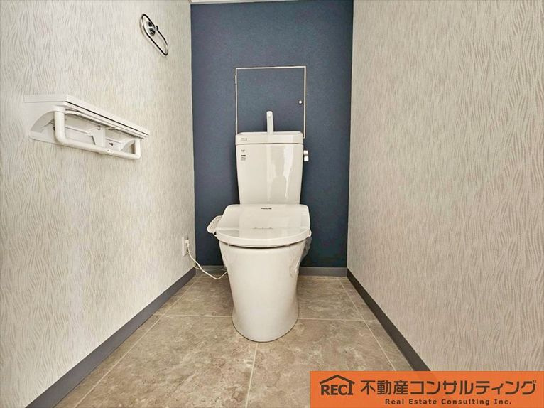 メゾン越木岩A棟のトイレ