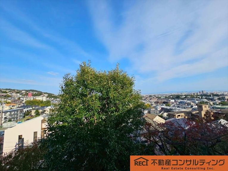 メゾン越木岩A棟の展望