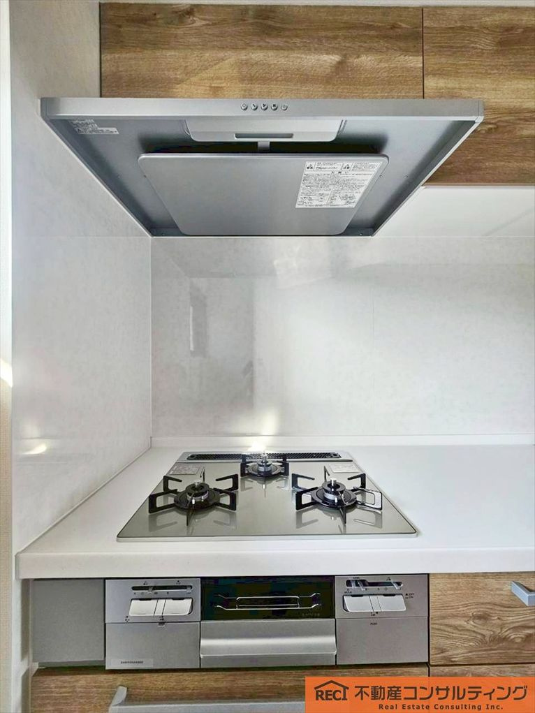 メゾン越木岩A棟のキッチン