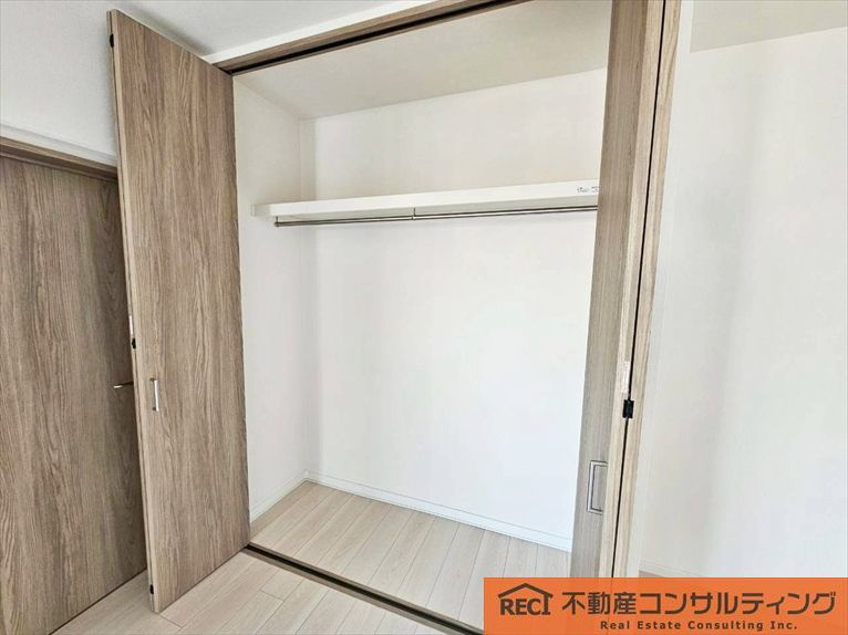 メゾン越木岩A棟の収納