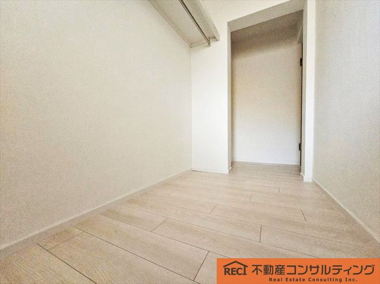 メゾン越木岩A棟のその他