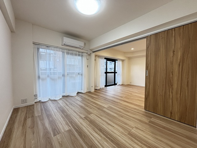 【洋室】 | サンシティ鳥飼