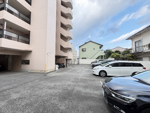 【駐車場】 | サンシティ鳥飼
