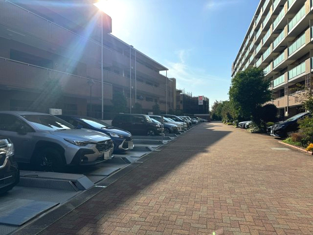 ブロッサムコートむさし野ビューウイングの駐車場|【駐車場】