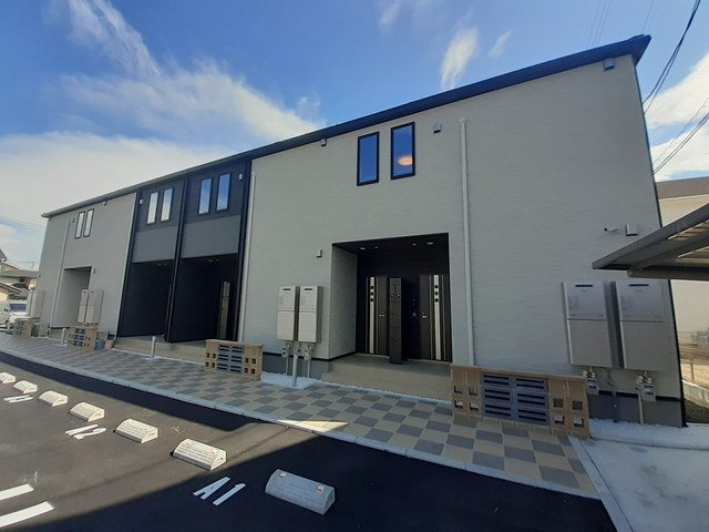 マカニ　レア　Ａ