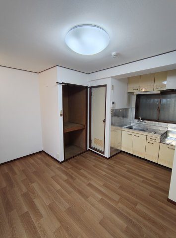 タカラマンションの居間・リビング