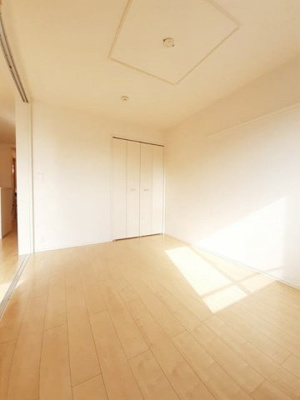 【内装】 | ホープ・リンドウ