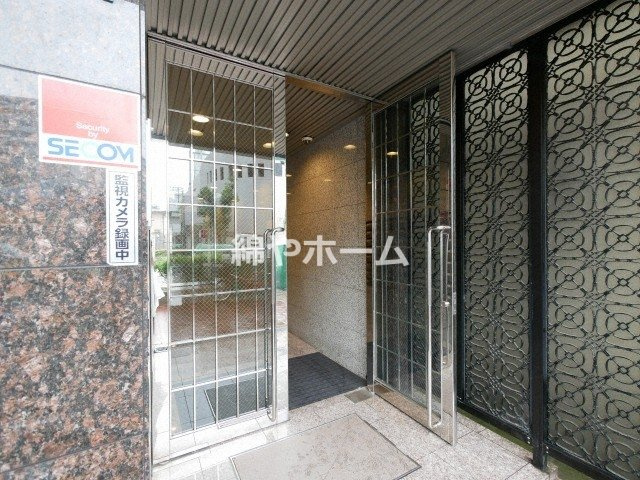 シティライフエステート難波南のエントランス|清潔なエントランスです