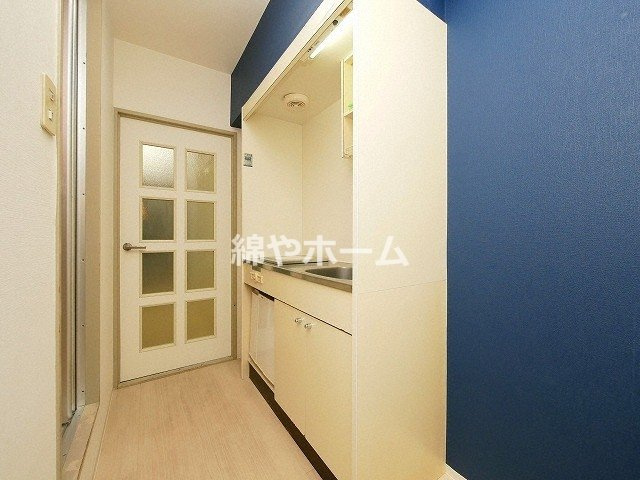 シティライフエステート難波南の内装|明るい色調の室内です