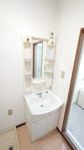 小山サンハイツの洗面所