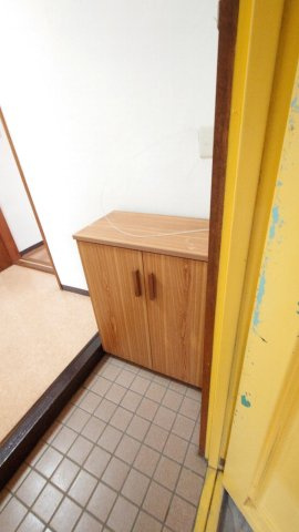小山サンハイツの玄関|下駄箱