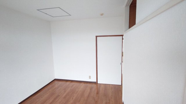 小山サンハイツの洋室|6.5帖洋室