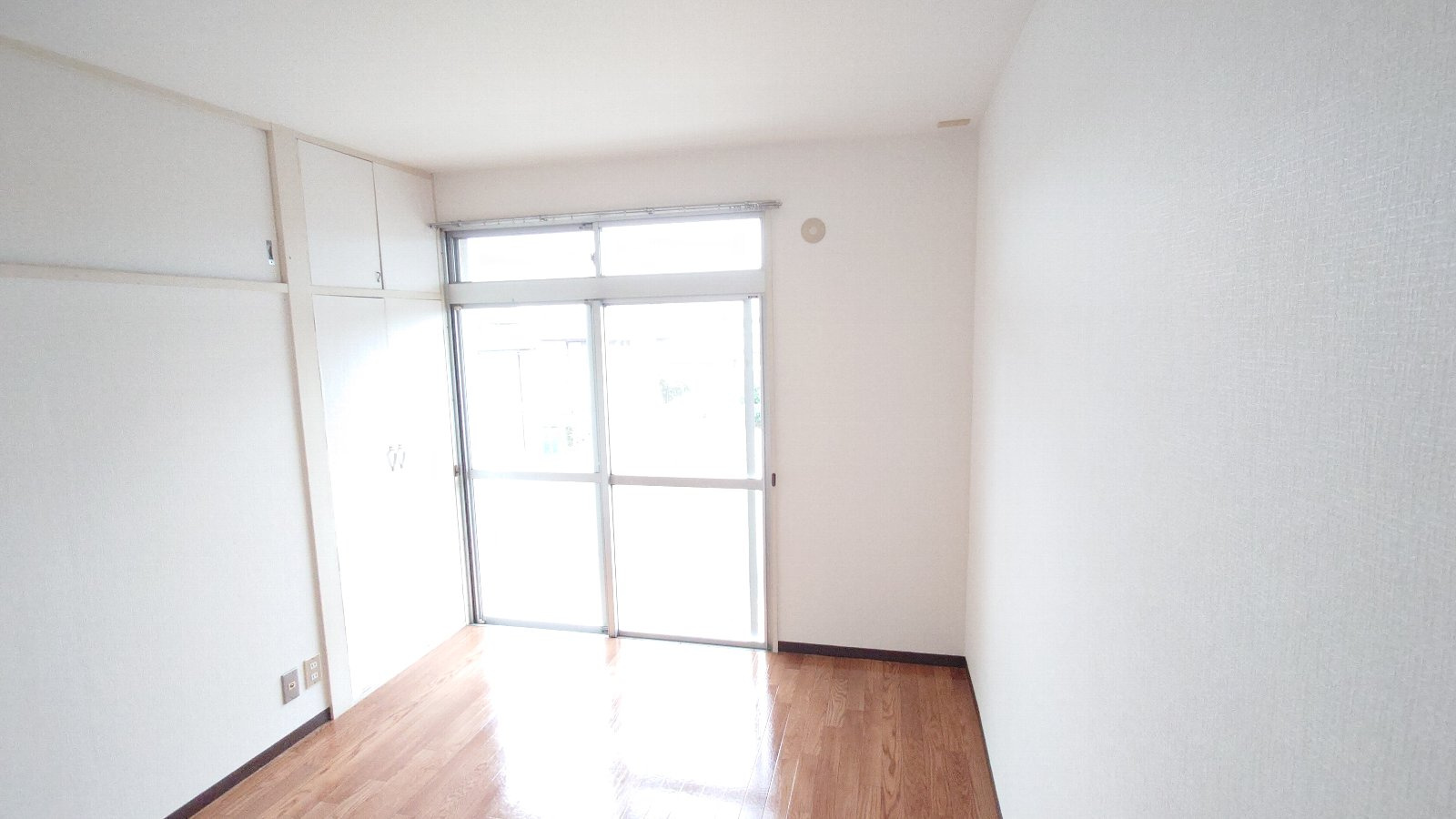 小山サンハイツの洋室|6.5帖洋室